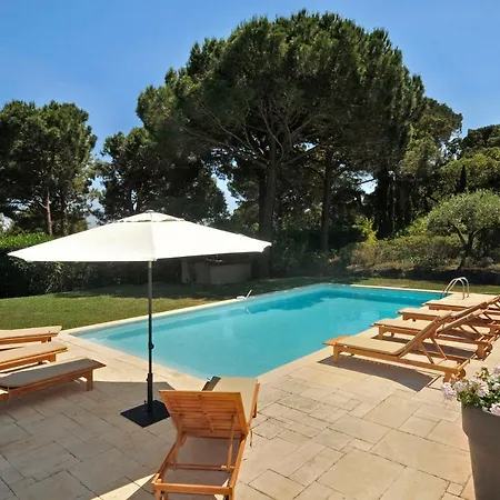 Villa Sleeps 8 Pool Air Con Ramatuelle