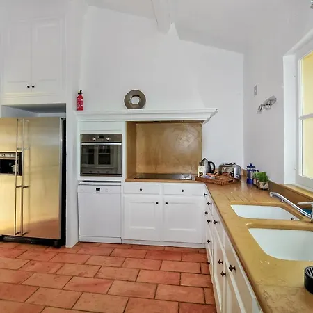 Sleeps 8 Pool Air Con * Ramatuelle